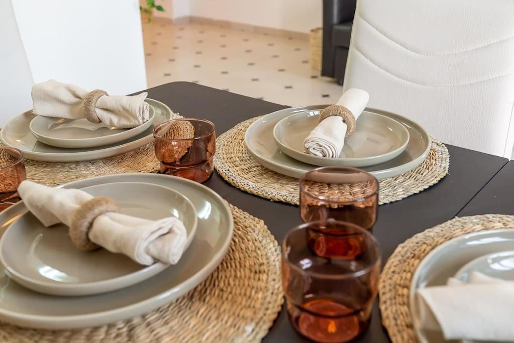 Lxr La Perla Renovated 2Hab. Apt Benalmadena Luaran gambar