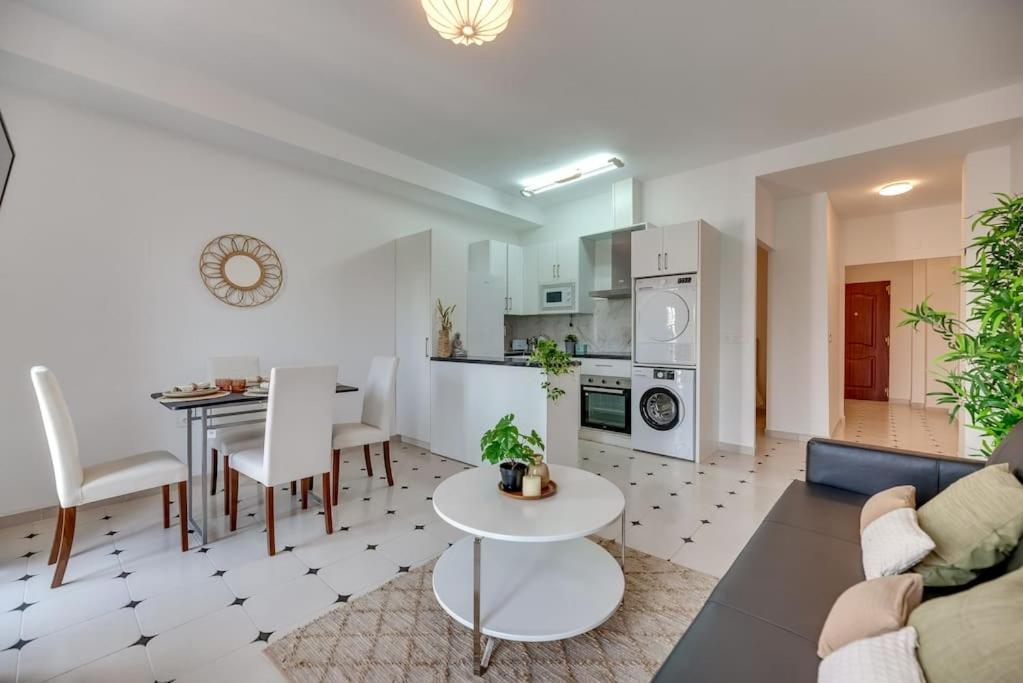Lxr La Perla Renovated 2Hab. Apt Benalmadena Luaran gambar